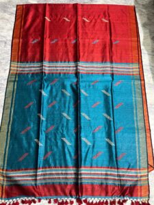 Tassar Raw Silk Saree with Katha Stitch – A Desi Masterpiece